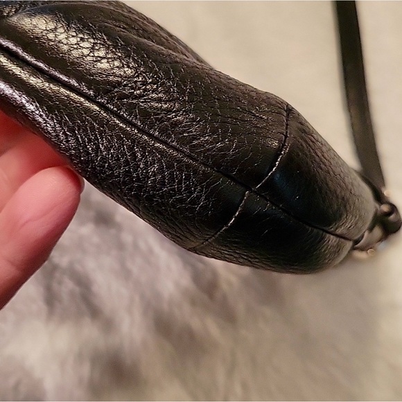 Coach Chic Black Pebbled Leather Wristlet with Silver Accents Hangtag - Picture 5 of 7